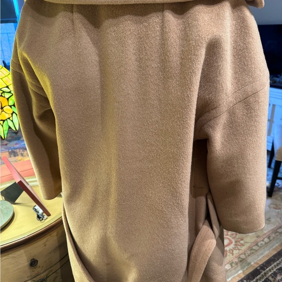 Beautiful wrap coat from Saks Fifth Avenue. Camel color. Excellent condition. - Picture 2 of 4